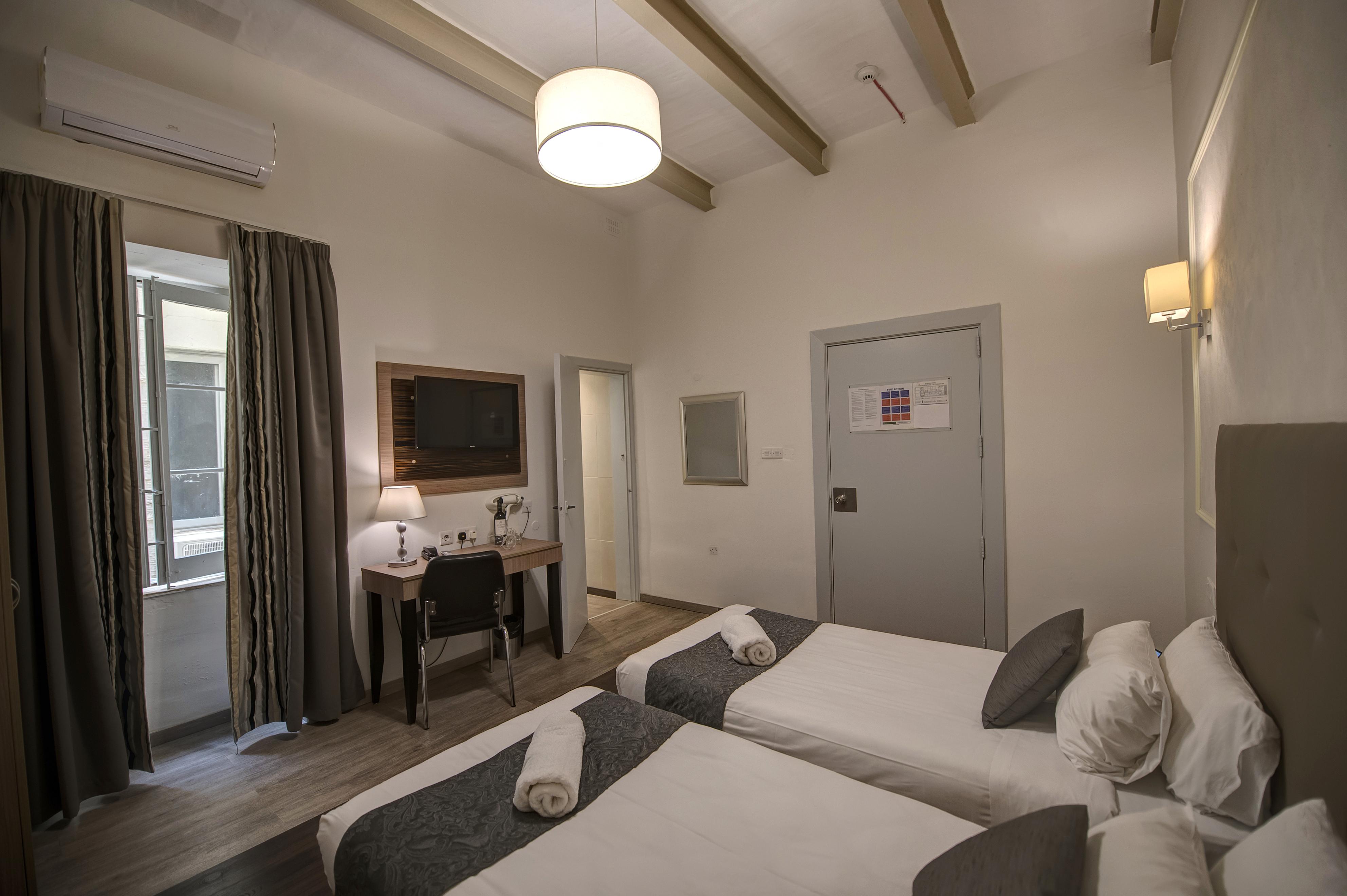 Europa Hotel Sliema Buitenkant foto