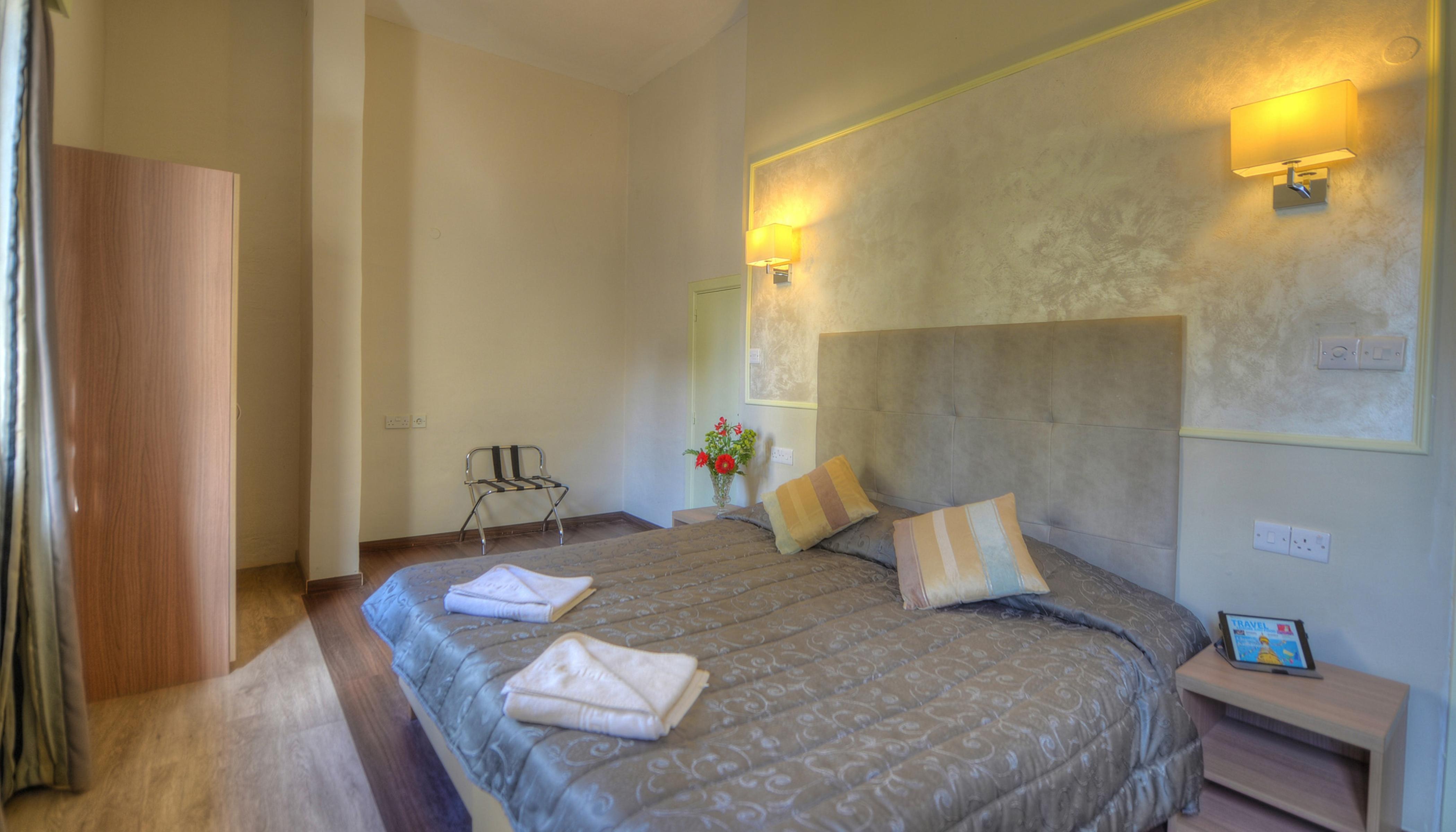 Europa Hotel Sliema Buitenkant foto